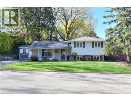 6 BENDEMEER Street, dundas, Ontario